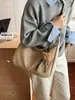 2026 Nuevo Bolso Tote Retro de Gamuza Transfronterizo, Gran Capacidad, Bolso de Hombro Cruzado Moderno y Tendencia, Bolso Grande para Viajes Diarios