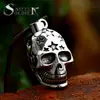 Guerrero de Acero estilo punk hip hop colgante de acero inoxidable al por mayor transfronterizo acero de titanio calavera estrella de cinco puntas colgante fabricante