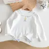 Conjunto de Camiseta de Manga Larga con Estampado de Dibujos Animados y Jeans para Niña, Nuevo Estilo Primavera y Otoño, Conjunto Casual de Dos Piezas para Bebé con Lazo