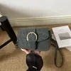 Design Simples Leopardo Retrô Verão 2026 Nova Moda Design de Superfície Macia Popular Bolsa Quadrada Pequena de Ombro Único Sob o Braço