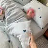 Juego de ropa de cama de cuatro piezas apto para la piel, modelo nuevo 2026, funda de edredón de gasa de doble capa, sábana y funda de colcha para dormitorio individual de estudiante, juego de tres piezas