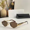 Gafas de sol de rombos con borde metálico para mujer 2025 Nuevo estilo europeo y americano Gafas de sol francesas Gm estilo K para tomar fotos, Aspecto adelgazante y de alta gama