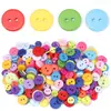 Botones de Plástico Coloridos de Dos Ojales para Manualidades Infantiles DIY Ropa de Bebé Botones de Resina de Dos Ojales para Uniformes En Stock Venta al por Mayor