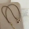Collar de Cuerda Trenzada con Piedra Ojo de Tigre y Calabaza Totalmente Diamantado Estilo Retro Lujo Ligero para Mujer, Cadena para Suéter de Moda Tendencia Estilo Chino Nuevo