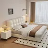 Cama de Cuero Acolchada Cuadrada Moderna, Piel de Vaca de Grano Superior Negra, Cama King de Lujo para Dormitorio Principal, Diseño Minimalista Moderno