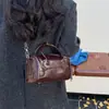 Bolsa de Bowling Versátil Retrô Feminina 2025 Nova Tendência Bolsa de Mão Nicho de Luxo Elevado Bolsa Transversal Bolsa Pequena de Luxo Acessível