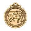 Llavero colgante carácter de la fortuna y 12 signos del zodíaco regalo pequeño, año del caballo del zodíaco, dragón, serpiente mascota llavero creativo