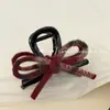 Pinza para el pelo de lazo de lana de moda Otoño e Invierno, Pinza para el pelo de alta gama y elegante, Pinza para el pelo versátil de estilo retro, Pinza de tiburón