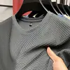 Camisa Masculina de Seda de Gelo com Malha de Bambu Manga Curta Gola Redonda 2024 Nova Camisa Básica Masculina de Meia-Manga Top Masculino de Cor Pura para o Verão