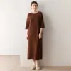 Nuevo Vestido Suéter de Punto Cachemir con Cuello Redondo y Mangas Tres Cuartos para Mujer, Otoño/Invierno 2026, Estilo Coreano Largo Holgado, Adelgazante y Favorecedor