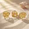 Anillo de Superficie Lisa Hueco Tridimensional, Anillo Chapado en Oro de Acero Inoxidable, Estilo de Nicho para Mujer, Anillo Apilable, Simple y No se Desvanece