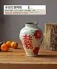 Ornamento de Vaso de Cerâmica Jingdezhen Arranjo de Flores para Sala de Estar Flor de Ameixa Pintada à Mão Retrô Decoração de Mesa para Sala de Estar