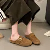 Mules estilo perezoso cómodos sin zapatillas de pelo de otoño para mujer hermosa hebilla zapatillas de exterior sin cordones correa de cuero retro