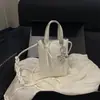 2026 Verão Nova Bolsa Feminina Versátil Bolsa Transversal Bolsa Transversal de Ombro Único para o Trabalho Simples de Alta Qualidade Atacado Bolsa Feminina