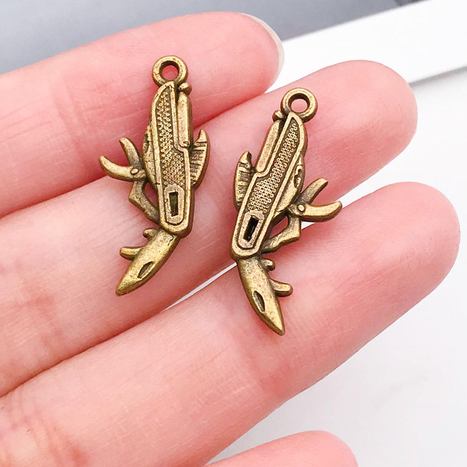20440-X-亮银锌合金工具折叠刀25x11mm-1.5g