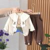 Ropa para niñas Otoño 2024 Nuevo estilo coreano suéter chaleco traje pantalones casuales para niños traje de tres piezas de moda