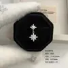 Aretes de Acero de Titanio 316L de Moda Únicos Doble Estrella de Ocho Puntas Colgante Completo de Circonita Cartílago de la Oreja Stud Piercing con Rosca Externa Pendiente Joyería
