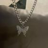 Collar con colgante de mariposa 2024, cadena larga de lana a la moda, diseño de nicho, estilo hip hop, joyería moderna para mujer