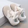Zapatos deportivos para niños, zapatos para niñas, nuevos de otoño 2026, zapatillas de entrenamiento alemanas transpirables, zapatillas casuales de suela blanda para niñas mayores