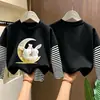 Camiseta base de imitación de dos piezas para niñas, ropa de otoño, algodón puro casual nuevo estilo 2026, camiseta de manga larga para niñas, temporada de otoño