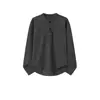 Camiseta de manga larga a rayas para hombre con media botonadura, moderna, de corte holgado, casual, relajada, simple, versátil, top de cuello redondo