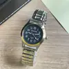 Banda de Acero Elástica al por Mayor No Impermeable Luminosa Reloj Elástico Reloj de Cuarzo para Personas de Mediana Edad y Mayores con Números Grandes Reloj de Pareja