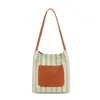 Nova Moda Bolsa de Ombro para o Dia a Dia Popular Listrada Versátil Bolsa Tote de Ombro Simples Bolsa Transversal Feminina de Couro Genuíno