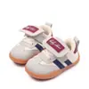 Zapatos Casuales Nuevos de Primavera y Otoño para Bebés Hombres y Mujeres Suela de Goma Suave Antideslizante Zapatos para Niños Pequeños Zapatos de Moda Pre-Caminantes para Niños