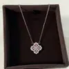 Titânio aço moda elegante trevo pingente de diamante Super fada personalidade colar meninas design on-line colar de celebridades all-matching