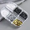 Arte de Unhas Glitter Ponto a Ponto Estilo Francês Ins de Luxo Leve, Dourado, Prateado, Preto e Branco Misturados, Pontos Redondos Grandes e Pequenos, Arte de Unhas Versátil