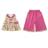 Doce Roupa de Verão para Meninas 2026 Novo Estilo Colete Floral Roupa de Verão Calça de Perna Larga Infantil Conjunto de Duas Peças