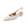 Sapatos de outono novos estilo coreano versáteis de salto médio 2026 nicho retrô simples bico quadrado elegante sandálias de salto agulha para mulheres