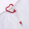 Mosquetão com contas em formato de coração DIY Pingente de mochila em formato de coração Gancho de metal multifuncional para atividades ao ar livre Em estoque atacado