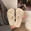 Estilo de mujer para viajar, de corta distancia, casual, pantuflas, persona perezosa, lunares, felpa, para ir al trabajo, estilo otoño 2026, uso diario en exteriores, pantuflas