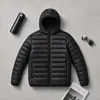 Chaqueta de algodón acanalado talla europea transfronteriza 2026, abrigo ligero de algodón plumón color liso para hombre, chaqueta corta de algodón para exteriores de otoño e invierno