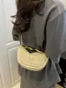 Bolso de Playa Tejido de Metal con Asa, Nuevo 2025 para Mujer, Bolso de Paja Semicircular, Diseño de Nicho