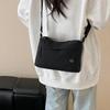 2025 Nuevo Estilo Bolso de Hombro Simple de Tela de Nylon para Mujer Bolso Cruzado Versátil Bolso de Hombro de Múltiples Capas Bolso Cruzado de Moda