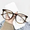 Nuevas Gafas Planas Anti Luz Azul Marco Transparente Degradado Celebridad de Internet Fotografía Callejera Ultraligeras para Hombres y Mujeres Gafas Planas Retro Literarias