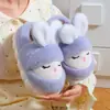 Sapatos de algodão de inverno para crianças, design fofo de coelho, quentes e forrados com fleece, para meninas, estilo combinando pai-filho, antiderrapantes, com sola grossa, pantufas de algodão para ambientes internos para bebês