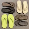 Chanclas gruesas de EVA transfronterizas para hombre, sandalias de verano para uso en exteriores, chanclas con sensación cómoda, chanclas de pareja para mujer