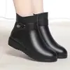 Zapatos de Invierno para Mamá Zapatos de Algodón Mujer 2026 Forrados de Terciopelo Suela Plana Botines Cortos Botas de Nieve para Mujeres de Mediana Edad y Mayores Zapatos Engrosados para Abuela