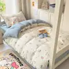 Juego de ropa de cama de tres piezas para dormitorio de estudiante universitario, funda de edredón de gasa de doble capa y sábana bajera, amigable con la piel y transpirable, ropa de cama textil para el hogar Nantong