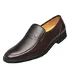 Primavera de 2026 Novos Sapatos Masculinos de Couro Vazados Formais de Negócios Bico Redondo Slip-On Couro Puro de Alta Qualidade Respirável