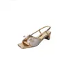Sandalias de Verano 2024 Nuevas de Punta Cuadrada y Abierta con Lazo y Tacón Grueso para Mujer Estilo Guofeng Retro de Tacón Medio Estilo Hada