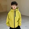Chaqueta con capucha estilo coreano para niños 2026 nueva chaqueta de moda, elegante y genial, para niños mayores, abrigo de primavera y otoño para niños