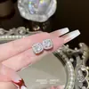 Brincos de zircônia com pino de prata 925, design de nicho feminino, estilo Ins, brincos de moda de alta qualidade, brincos pequenos e requintados