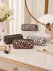 Bolsa de Maquillaje con Estampado de Leopardo Más Vendida Transfronteriza, Bolsa de Almacenamiento de Cosméticos Portátil de Gran Capacidad, Bolsa de Papelería de Nicho para Estudiantes, Estuche