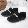 Zapatillas peludas de suela gruesa de venta caliente para mujer 2026, para usar en exteriores, con lazo, forradas de felpa para abrigar, calidad de exportación, cómodas zapatillas de algodón de suela suave y punta cerrada