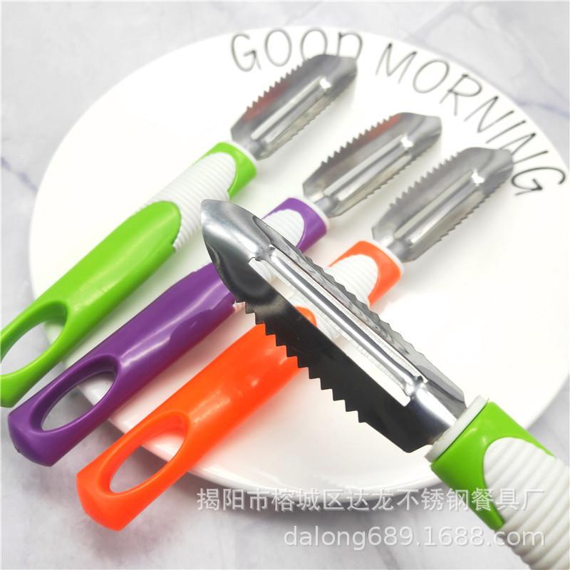 塑料长柄削皮器.jpg
