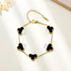 Pulsera de Trébol de Cuatro Hojas Joyería Pequeña Accesorios de Acero de Titanio Moda de Lujo Ligero Joyería de Acero Inoxidable 520 Artículos Transfronterizos en Stock